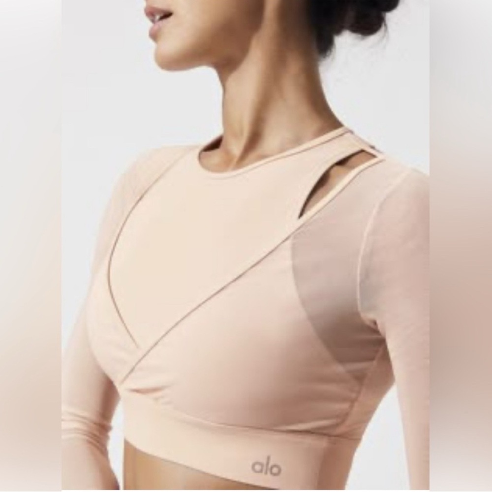 ALO Yoga Blush Long Sleeve Crop Top